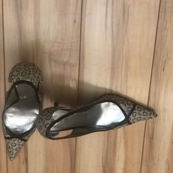 Shoes - Picture 2 of 3